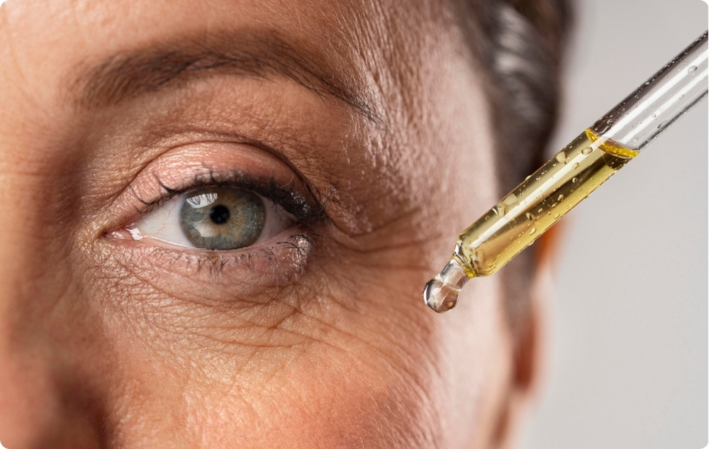 Ca ser nutritiv pentru pielea uscată și matură